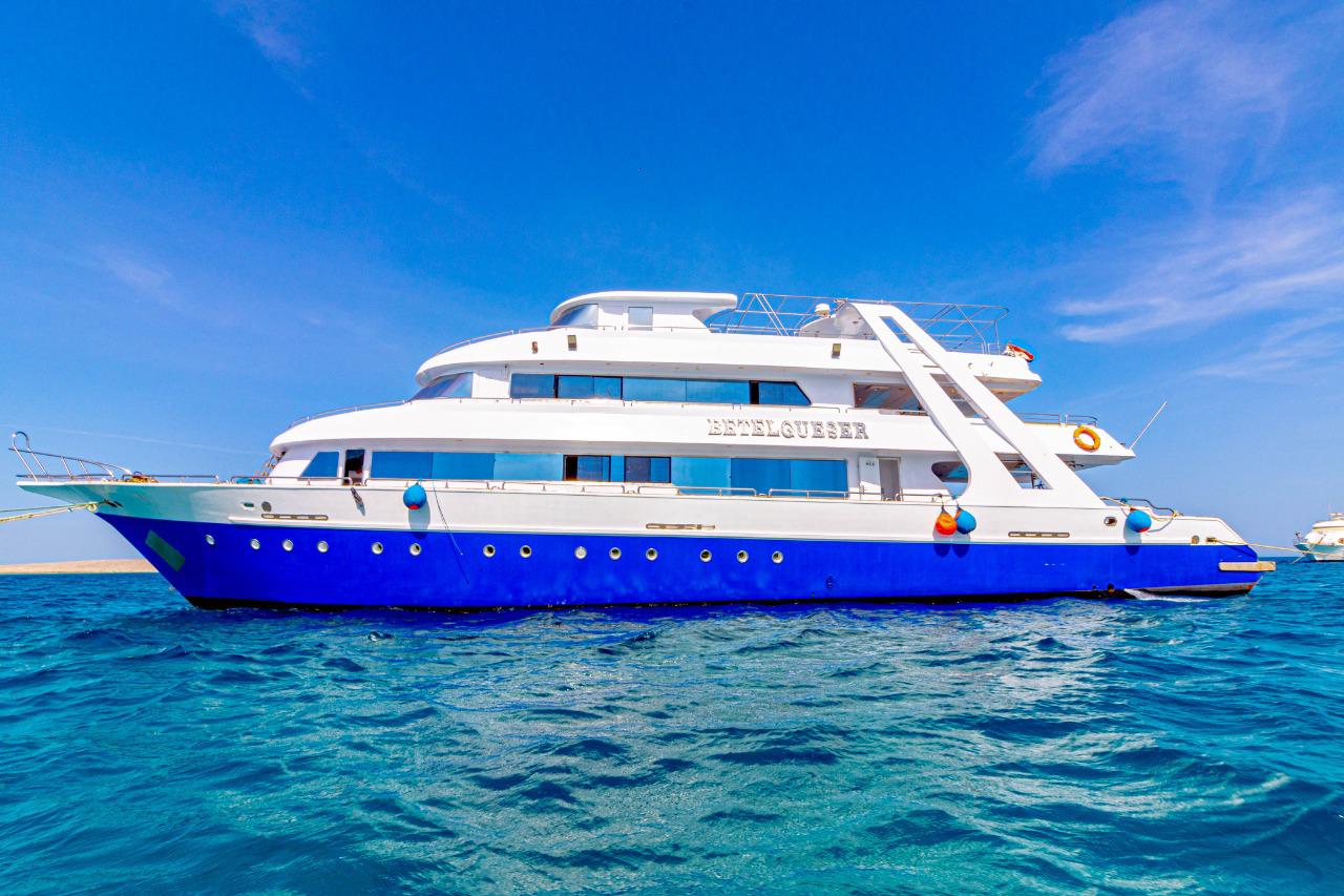 Luxury liveaboard cruise boat Dolphin Adventures Marsa Alam